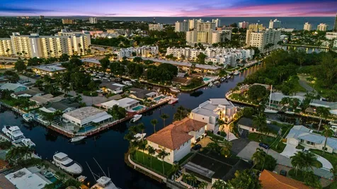 1261 NE 27th Way Pompano Beach FL 33062