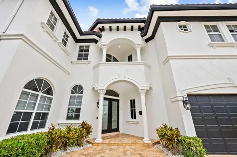 1261 NE 27th Way Pompano Beach FL 33062