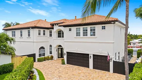 1261 NE 27th Way Pompano Beach FL 33062