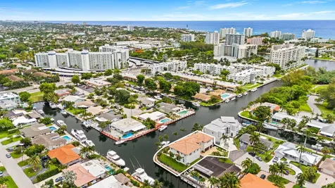 1261 NE 27th Way Pompano Beach FL 33062