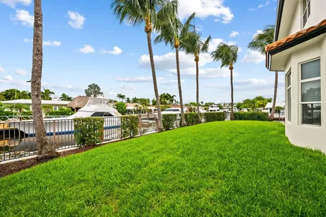 1261 NE 27th Way Pompano Beach FL 33062