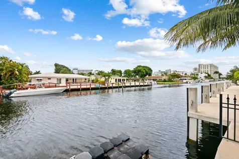 1261 NE 27th Way Pompano Beach FL 33062