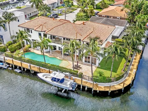 1261 NE 27th Way Pompano Beach FL 33062