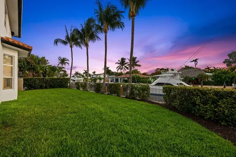 1261 NE 27th Way Pompano Beach FL 33062