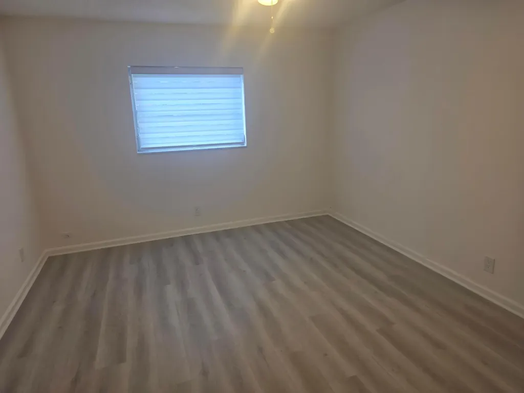 959 SE 2nd Avenue SE Deerfield Beach FL 33441