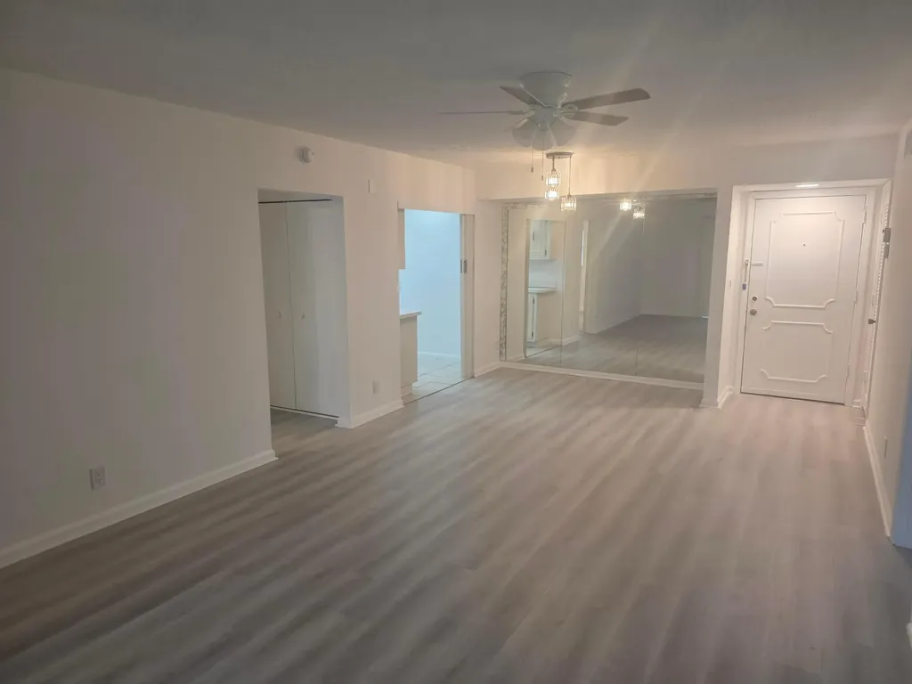 959 SE 2nd Avenue SE Deerfield Beach FL 33441