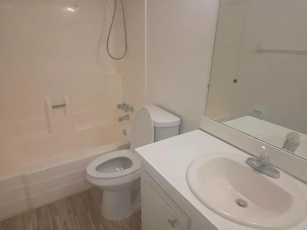 959 SE 2nd Avenue SE Deerfield Beach FL 33441