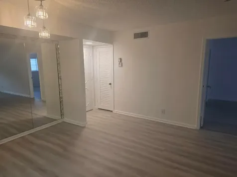 959 SE 2nd Avenue SE Deerfield Beach FL 33441