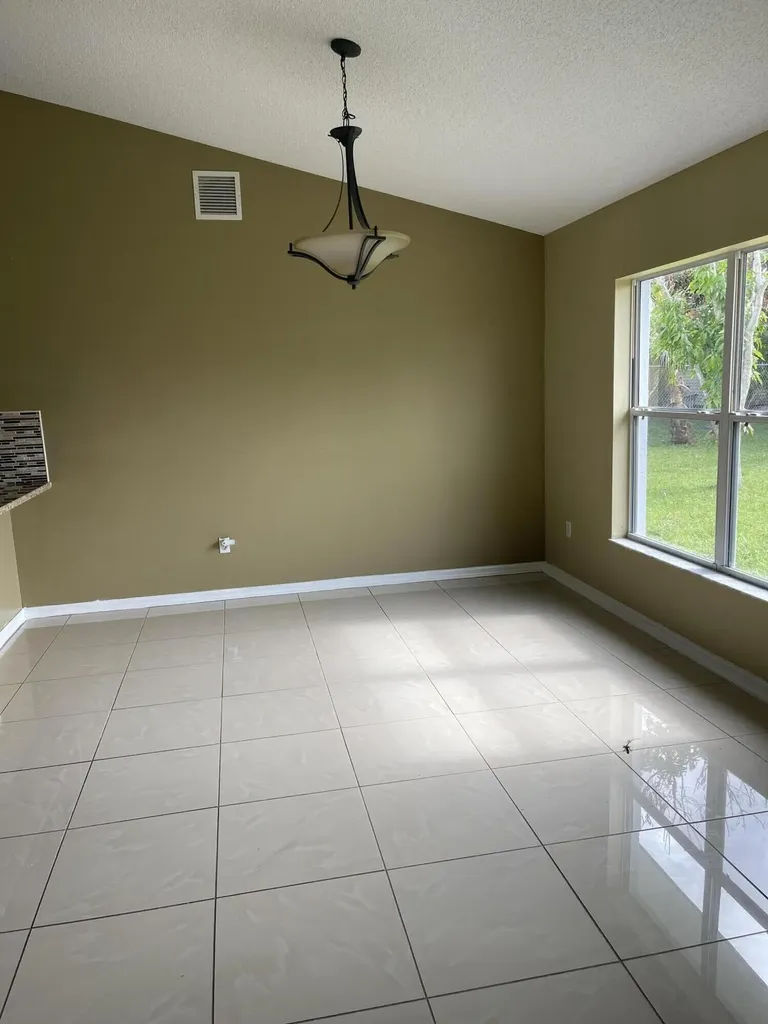 688 SW Heather Street Port St Lucie FL 34983