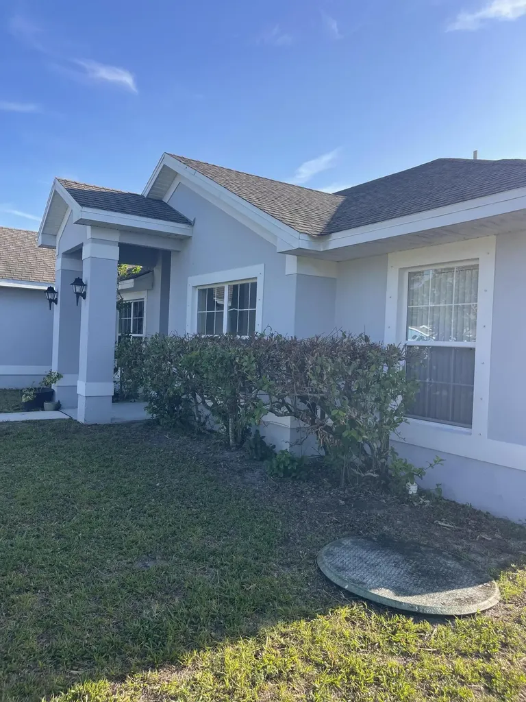 688 SW Heather Street Port St Lucie FL 34983