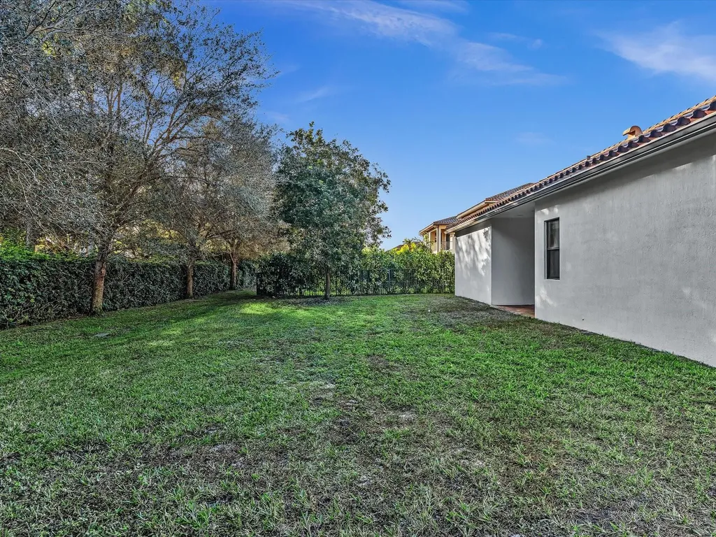 10630 SW 55th Street Cooper City FL 33328