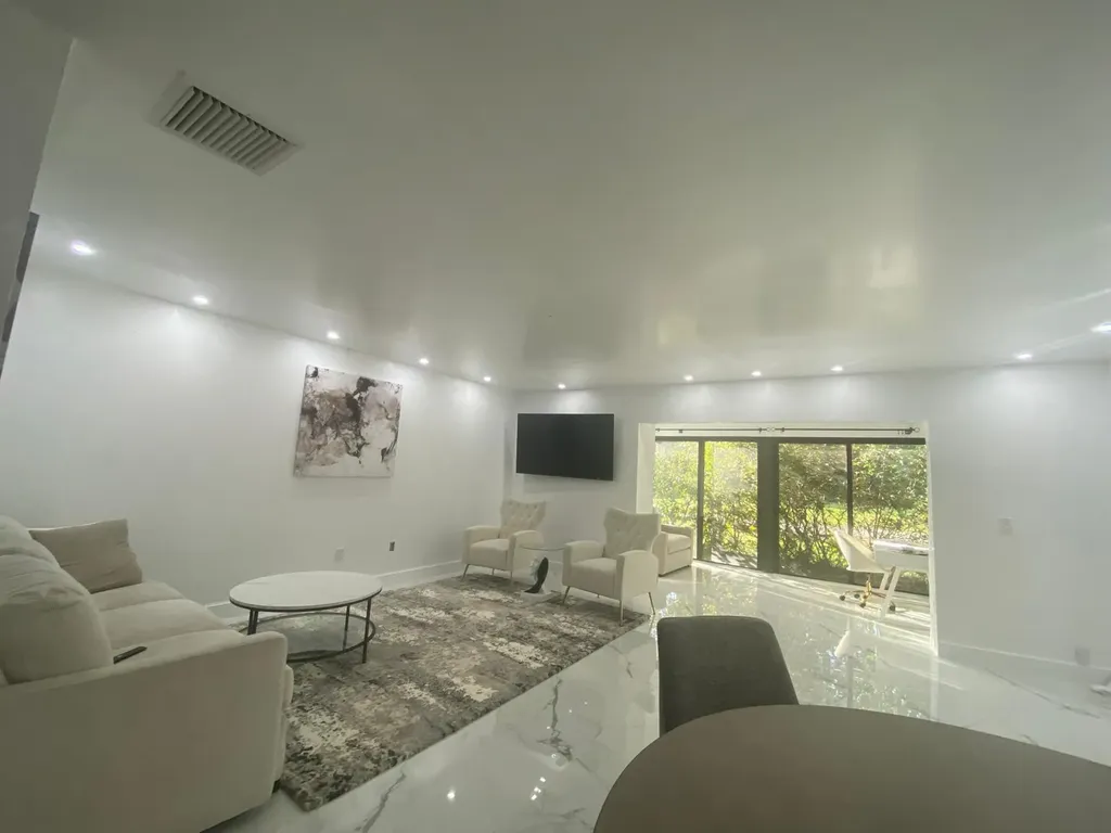 21866 Cypress Circle Boca Raton FL 33433
