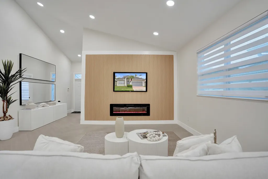 13642 Breton Lane Delray Beach FL 33446