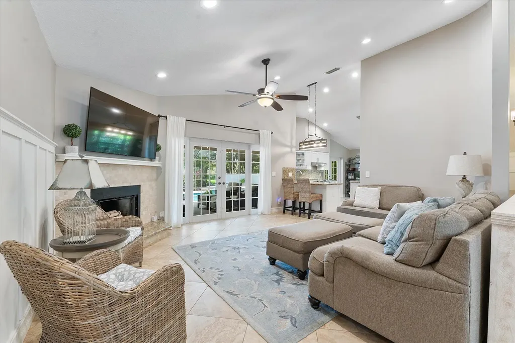 11911 Classic Drive Coral Springs FL 33071