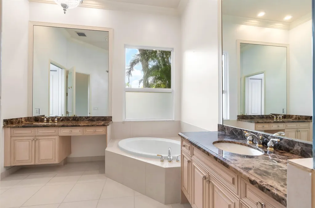 7916 Montecito Place Delray Beach FL 33446