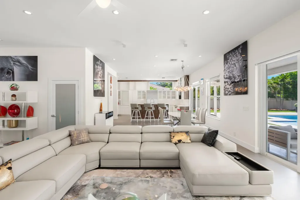 1254 NW 102nd Way Coral Springs FL 33071