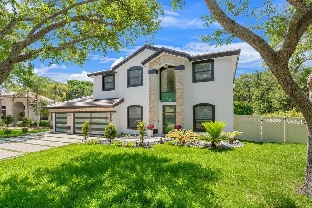 1254 NW 102nd Way Coral Springs FL 33071