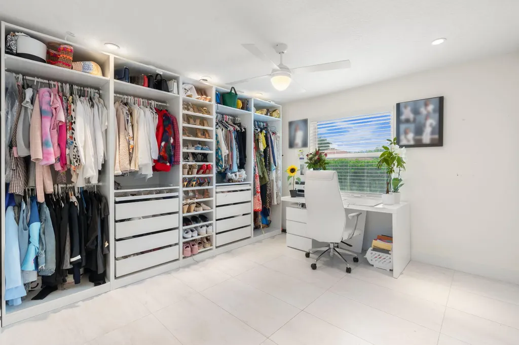 1254 NW 102nd Way Coral Springs FL 33071