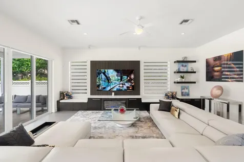 1254 NW 102nd Way Coral Springs FL 33071