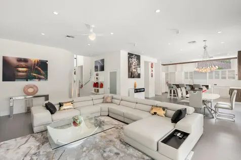 1254 NW 102nd Way Coral Springs FL 33071