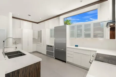 1254 NW 102nd Way Coral Springs FL 33071