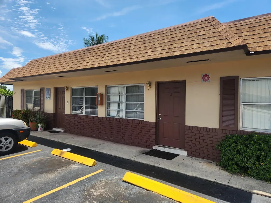 4001 NW 31st Avenue Lauderdale Lakes FL 33309