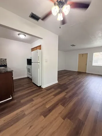 4001 NW 31st Avenue Lauderdale Lakes FL 33309