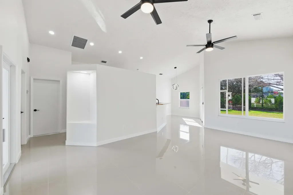 3031 SE Galt Circle Port St Lucie FL 34984