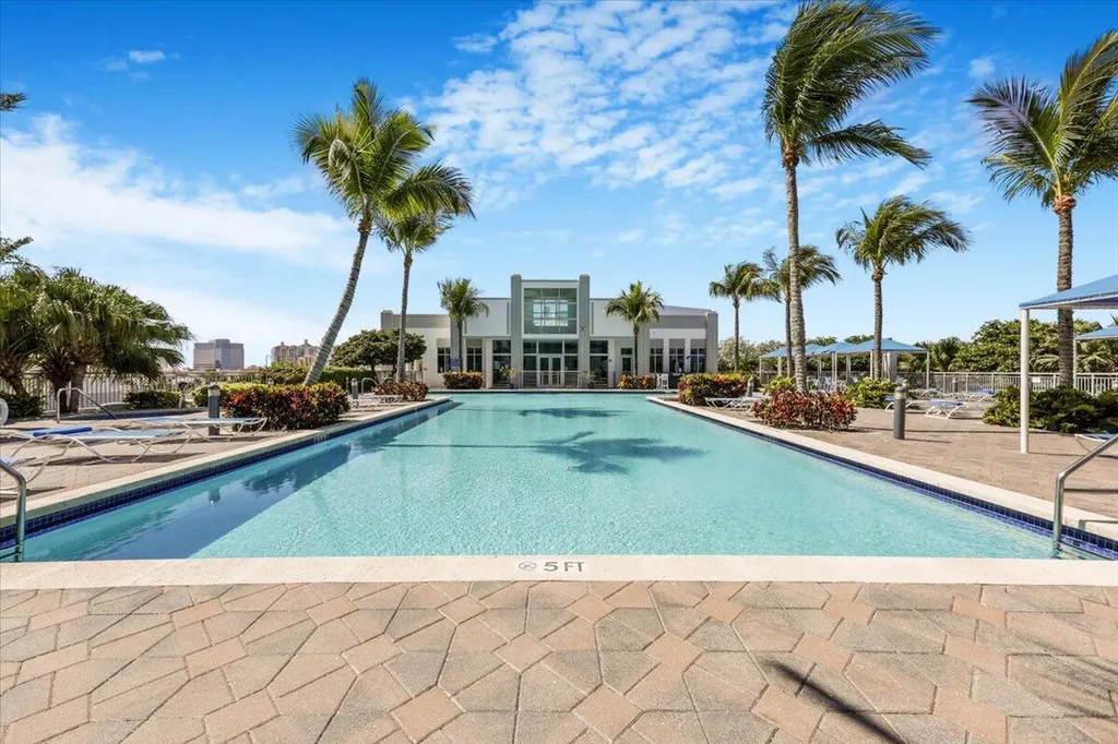 300 S Australian Avenue West Palm Beach FL 33401