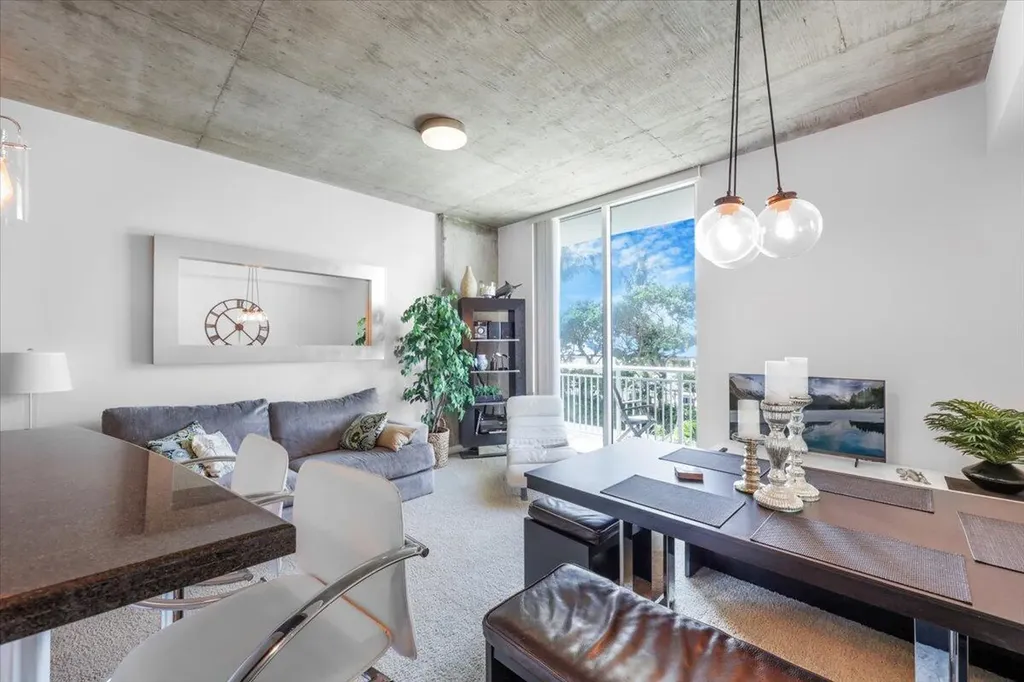 300 S Australian Avenue West Palm Beach FL 33401
