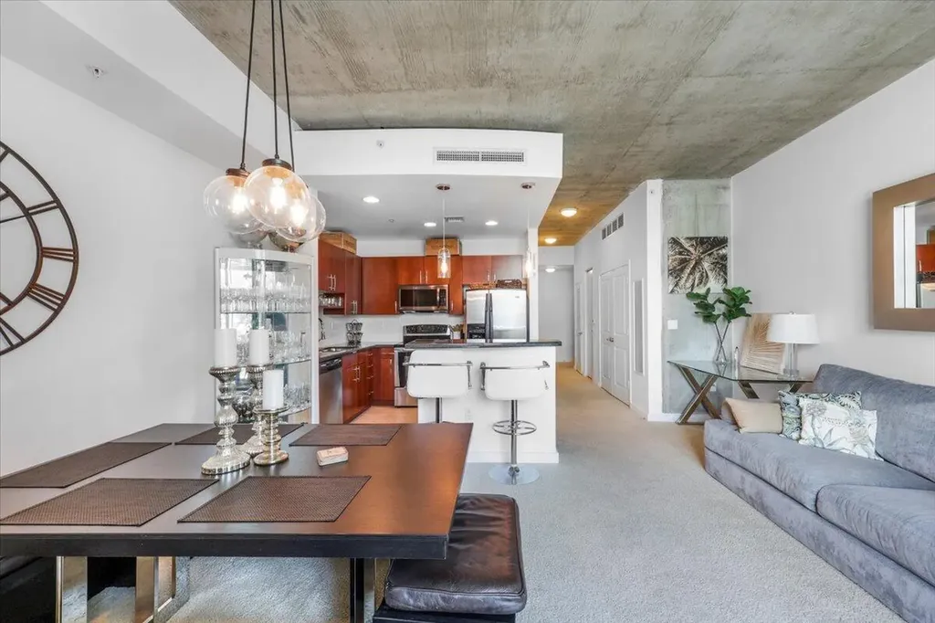 300 S Australian Avenue West Palm Beach FL 33401