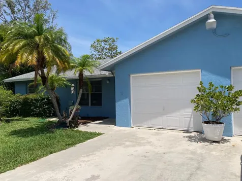 9627 SE Crest Court Hobe Sound FL 33455