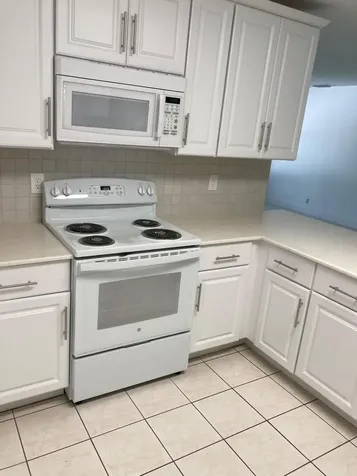9627 SE Crest Court Hobe Sound FL 33455
