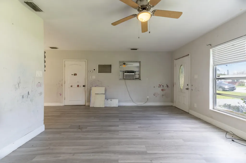 770 Lomas Street Port St Lucie FL 34952