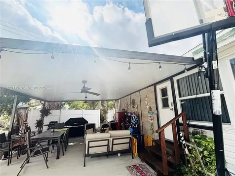8564 SW 15th Court Davie FL 33324
