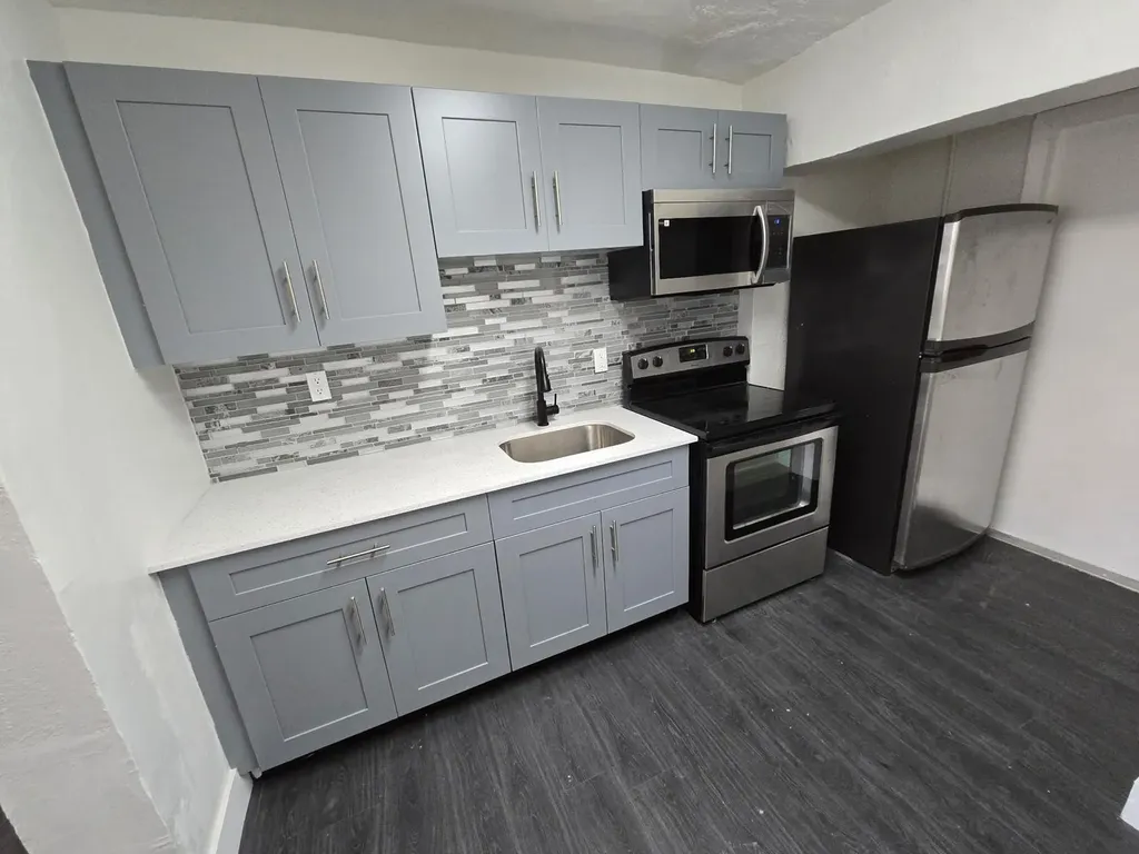 1201 NW 30th Avenue Fort Lauderdale FL 33311