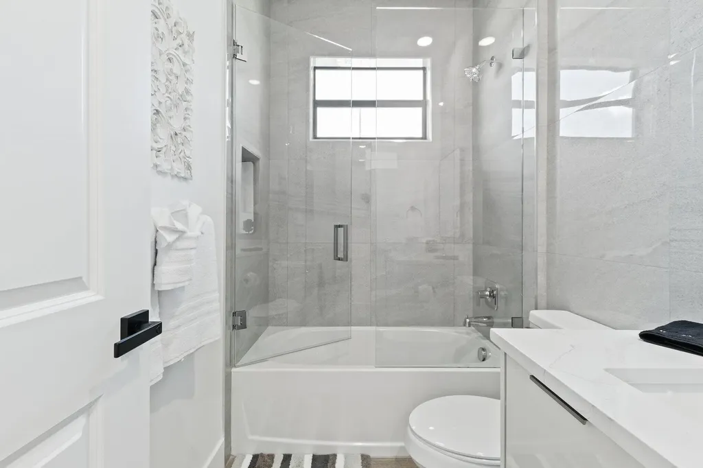 601 SW 3rd Street Delray Beach FL 33444