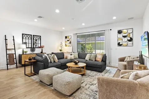 601 SW 3rd Street Delray Beach FL 33444