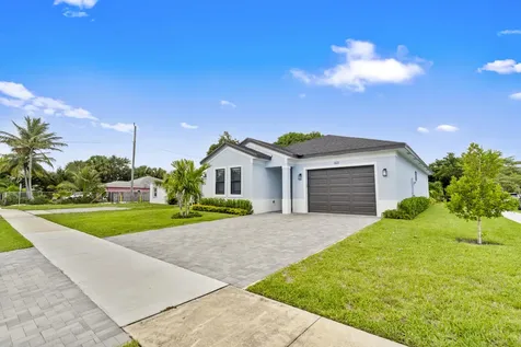601 SW 3rd Street Delray Beach FL 33444