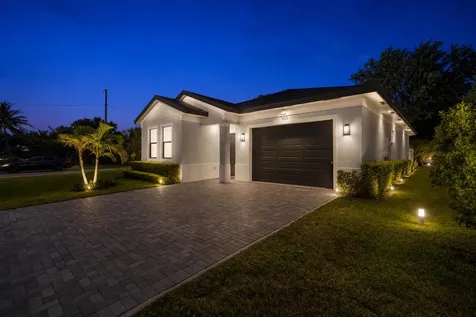 601 SW 3rd Street Delray Beach FL 33444