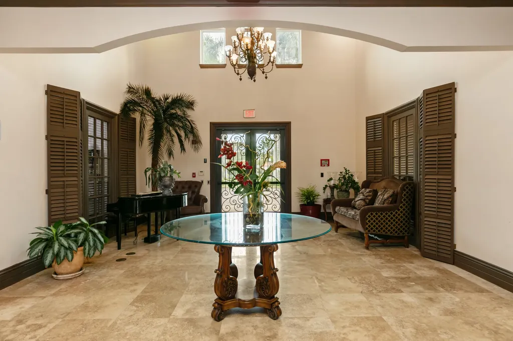 813 Villa Circle Boynton Beach FL 33435