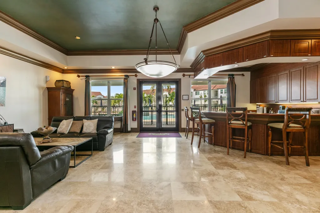 813 Villa Circle Boynton Beach FL 33435