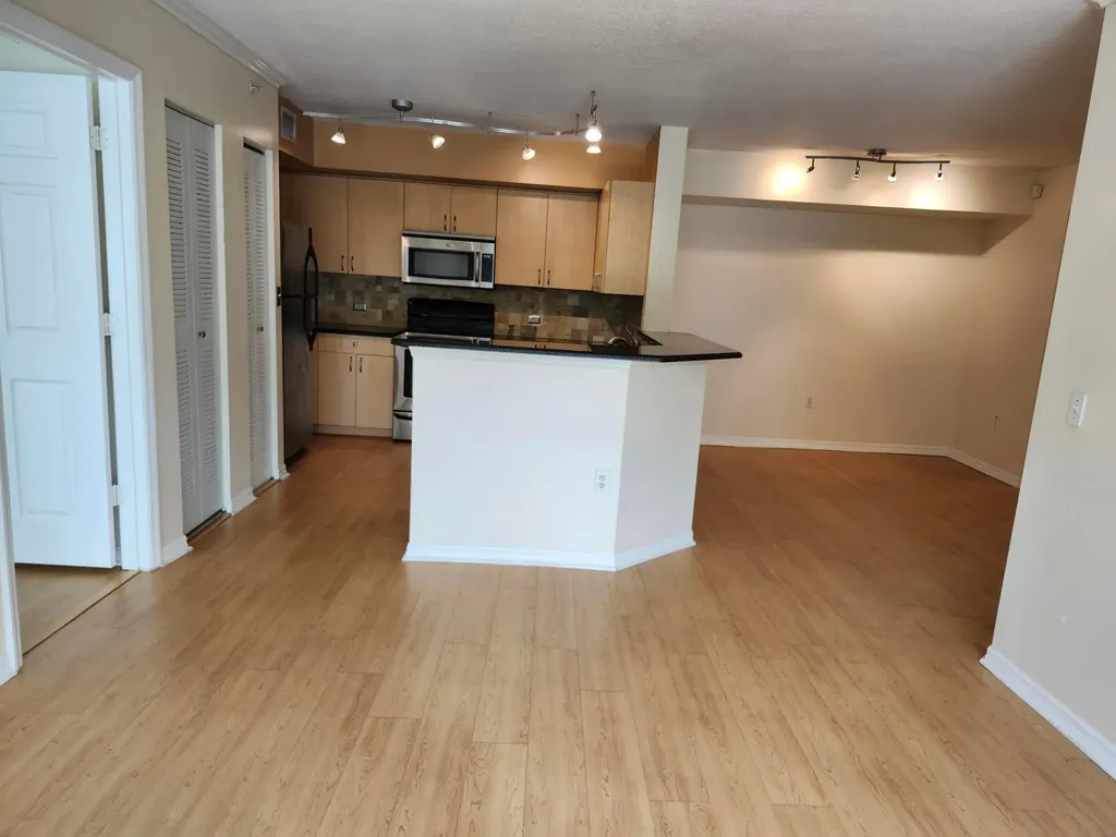 813 Villa Circle Boynton Beach FL 33435
