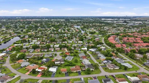 9505 NW 73rd Street Tamarac FL 33321