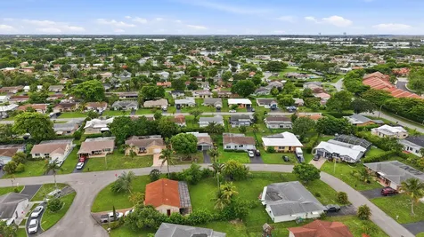 9505 NW 73rd Street Tamarac FL 33321