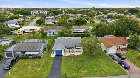 9505 NW 73rd Street Tamarac FL 33321