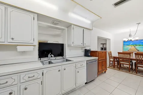 9505 NW 73rd Street Tamarac FL 33321