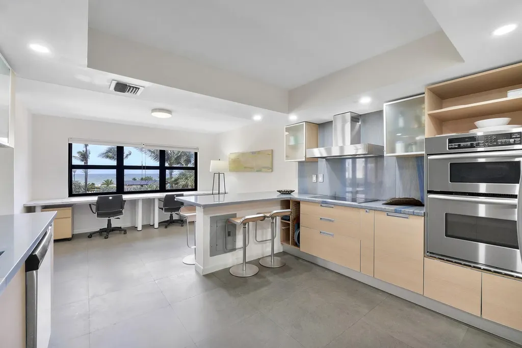 4900 N Ocean Boulevard Lauderdale By The Sea FL 33308