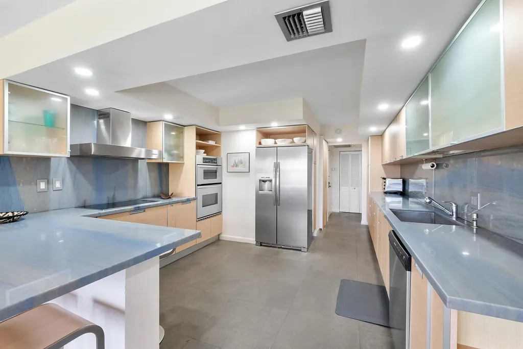 4900 N Ocean Boulevard Lauderdale By The Sea FL 33308