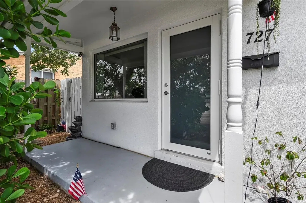 727 Bunker Road West Palm Beach FL 33405